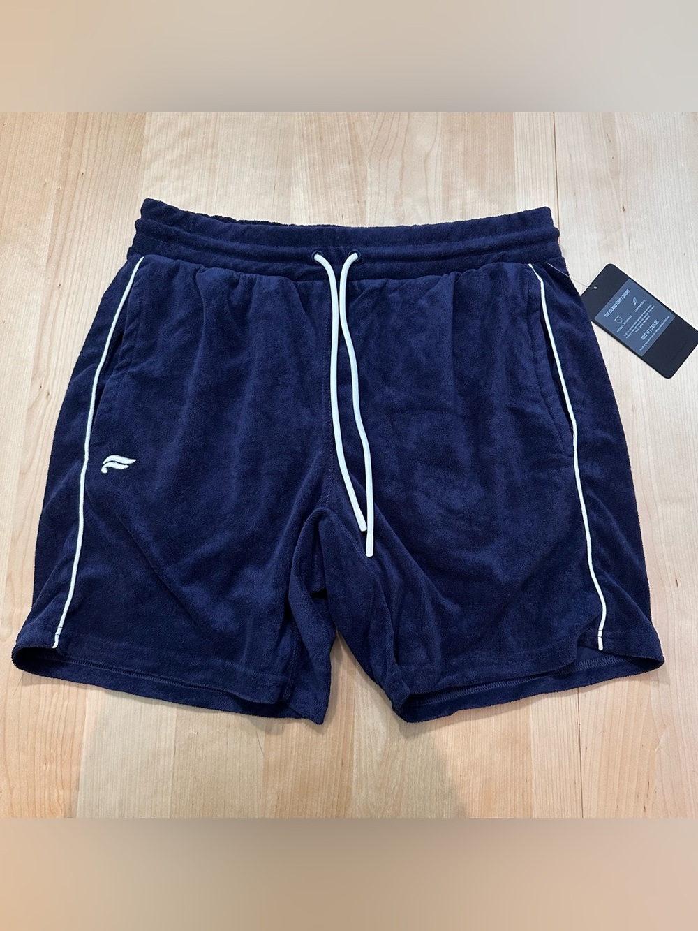 NWT Fabletics Island Terry Cloth Shorts Men's Size M Navy Drawstring